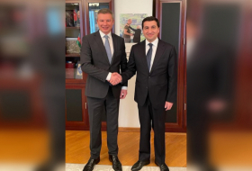  Hikmet Hadjiyev a rencontré l'ambassadeur d'Ukraine 