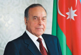   L'Azerbaïdjan célèbre le 101e anniversaire de la naissance du leader national Heydar Aliyev  