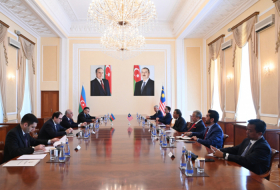 Le Premier ministre azerbaïdjanais s'entretient avec le président du Sénat malaisien