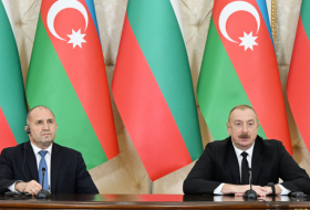   Ces derniers temps, les échanges commerciaux entre l'Azerbaïdjan et la Bulgarie se sont multipliés (Président)  