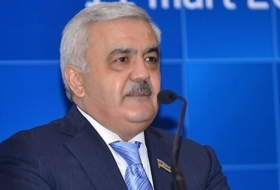 Rovnag Abdullayev réélu en Azerbaïdjan