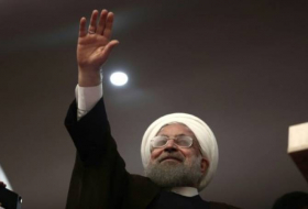 Iran: le président Rohani présente un gouvernement sans femme