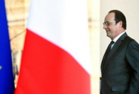 2016 doit être l`année de la transition en Syrie, dit Hollande