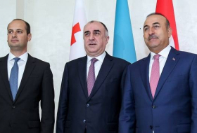 Les ministres des affaires étrangères azerbaïdjanais, turc et géorgien adoptent la «Déclaration de Bakou»
