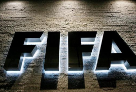 Trois anciens responsables de la fédération sud-africaine suspendus par la FIFA pour corruption