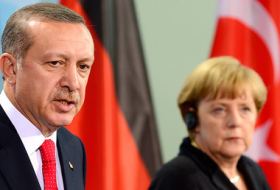 La Turquie menace d`abandonner l`Europe après le projet de loi sur le 