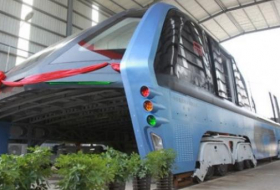 La Chine conçoit un bus futuriste qui passera au-dessus des voitures