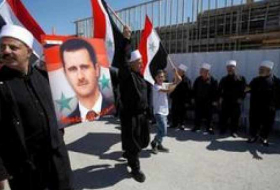 Des centaines de manifestants commémorent l'indépendance de la Syrie dans le Golan occupé