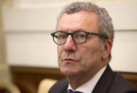 Empêtré dans un scandale social, le maire de Bruxelles démissionne
