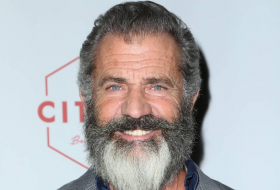 Mel Gibson se conseille de se la fermer