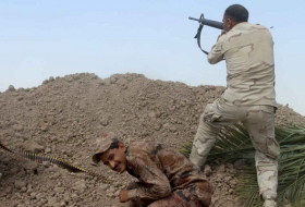Irak: les forces irakiennes reprennent le QG du gouvernement au centre de Fallouja