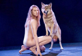 Eurovision : le candidat de la Biélorussie veut se produire nu et avec des loups