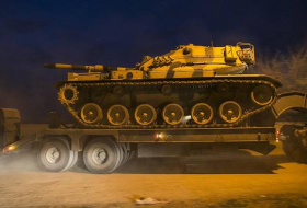 La Turquie a envoyé un convoi d'équipement militaire à la frontière avec la Syrie