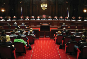 Poutine autorise la Cour constitutionnelle à ignorer la CEDH