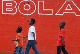 L`OMS déclare la fin d`Ebola en Afrique de l`Ouest