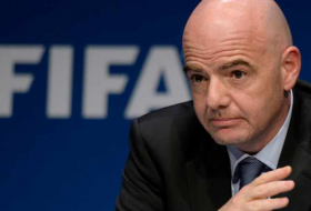 Fifa: le nouveau président Gianni Infantino payé moitié moins que Joseph Blatter