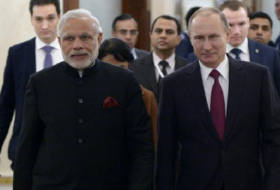 Poutine reçoit le Premier ministre indien pour parler nucléaire