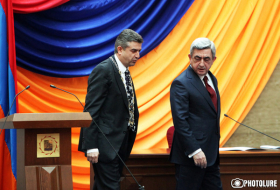 Premier ministre de l`Arménie dit à Bloomberg: `L`économie arménienne est en une forme terrible` - Flash Info