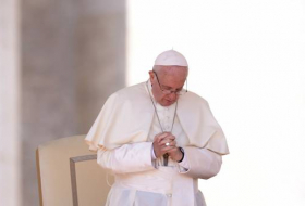 Le pape François reconnaît qu'il s'endort parfois en priant