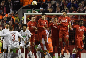 Ligue Europa: un choc Liverpool-Manchester United en 8es de finale