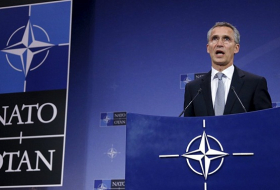 Stoltenberg: l’OTAN continuera de soutenir les réformes militaires en Ukraine