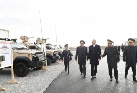 Le président Ilham Aliyev inaugure une nouvelle cité militaire