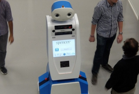 Un robot guide à l’aéroport d’Amsterdam
