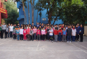 L`ambassade d`Azerbaïdjan au Vietnam organise une action de charité