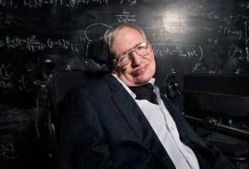 Pour Stephen Hawking, les humains pourraient devenir extraterrestres d’ici 30 ans