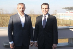 Le secrétaire général de l’AFFA rencontre le président de la Fédération serbe de football