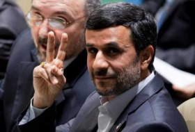 Iran: Ahmadinejad candidat à la présidentielle