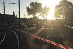 Amsterdam: une voiture fonce sur des passants, plusieurs blessés