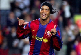 Ronaldinho ambassadeur du FC Barcelone