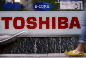 L`action Toshiba dégringole après l`annonce d`une perte exceptionnelle