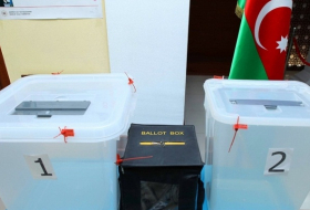 Les partis politiques ont gagné 81 sièges au parlement azerbaïdjanais