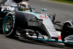  Lewis Hamilton contre la réclamation de Mercedes, qui fait marche arrière