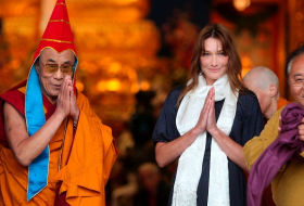 Dérives sexuelles, humiliations et business, la face cachée du bouddhisme