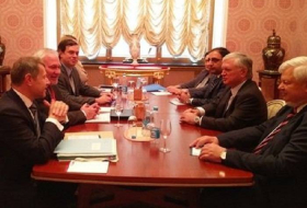 Nalbandian rencontre les coprésidents du Groupe de Minsk de l'OSCE à Moscou