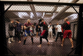 MMA: interdire ou pas ce sport de combat?