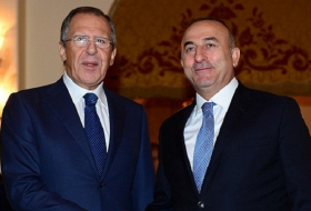Une conversation téléphonique entre les ministres des Affaires étrangères russe et turc
