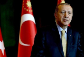 Législatives: Erdogan félicite les partis et le peuple pour les résultats