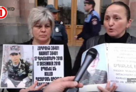 Une action de protestation à Erevan «Sarkissian devrait s’excuser» - VIDEO