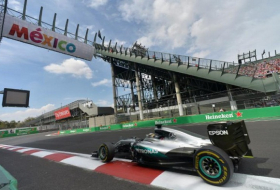 F1: Hamilton remporte le GP du Mexique et réduit son écart avec Rosberg