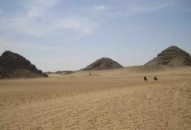 Les restes d'une pyramide vieille de 3.700 ans découverts en Egypte, 