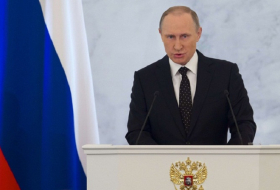 Poutine ordonne à l`armée russe une «extrême fermeté»