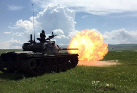 Les militaires azerbaïdjanais et turcs effectuent des exercices de tir tactiques conjoints à Kars - PHOTOS