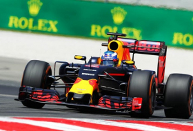 F1 : Ricciardo vainqueur en Malaisie, Hamilton perd gros
