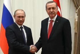 Poutine félicite Erdogan pour sa victoire au référendum