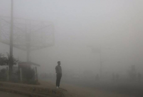Inde: De l'eau sur New Delhi pour combattre le smog