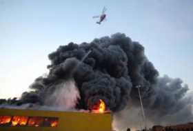 Russie: Incendie dans un centre commercial de Moscou
